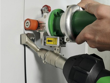 Сварочный полуавтомат TRIAC DRIVE - работа на вертикальных поверхностях