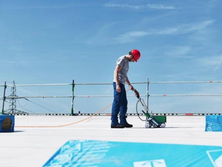 Сварочный автомат горячего воздуха VARIMAT S, применение